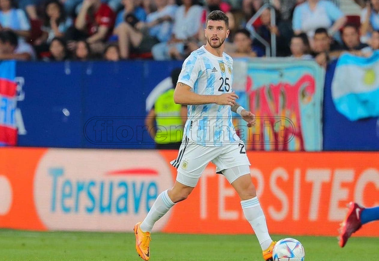 Valutazione e rapporti complicati: dura la strada per arrivare a Senesi. Tra le alternative anche Nikolaou