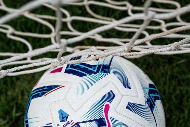 Serie A, la giornata parte oggi con due anticipi: in campo Lazio e Juve