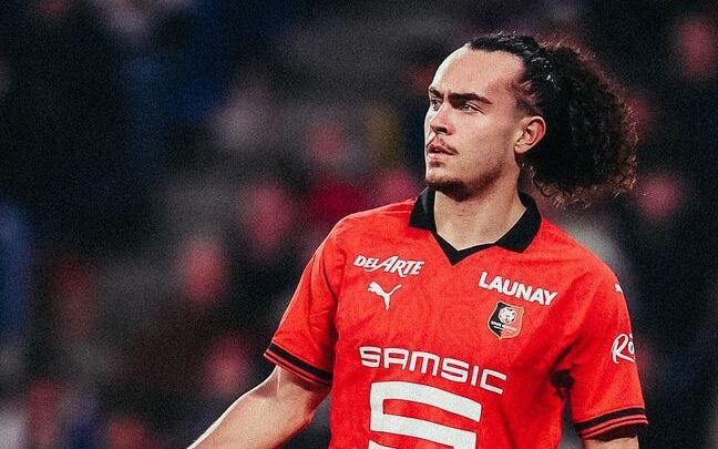 La Fiorentina ci riprova per Theate. Il Rennes potrebbe abbassare la richiesta a 15-16 milioni