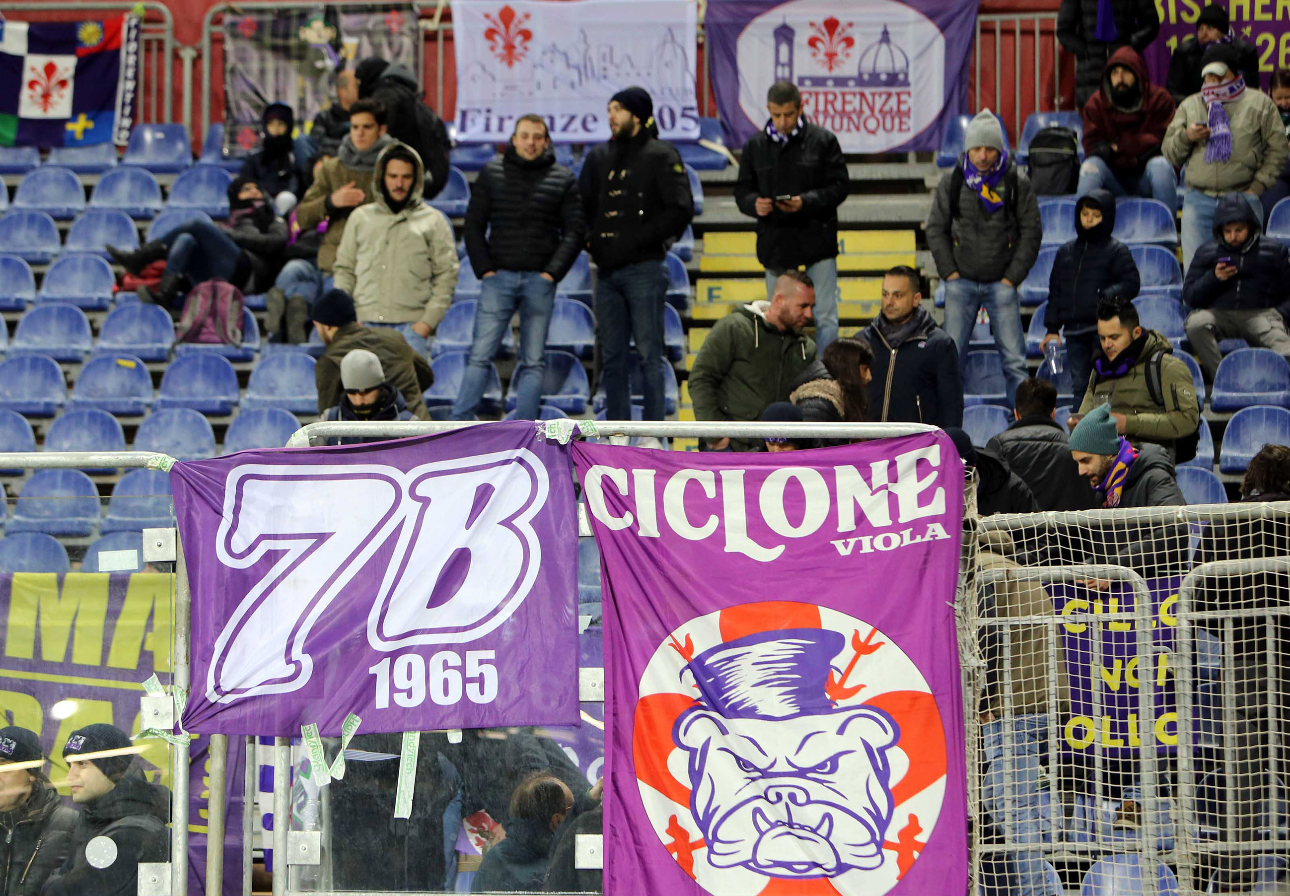 Cagliari, ordinanza della Prefettura: trasferta vietata ai residenti nella provincia di Firenze