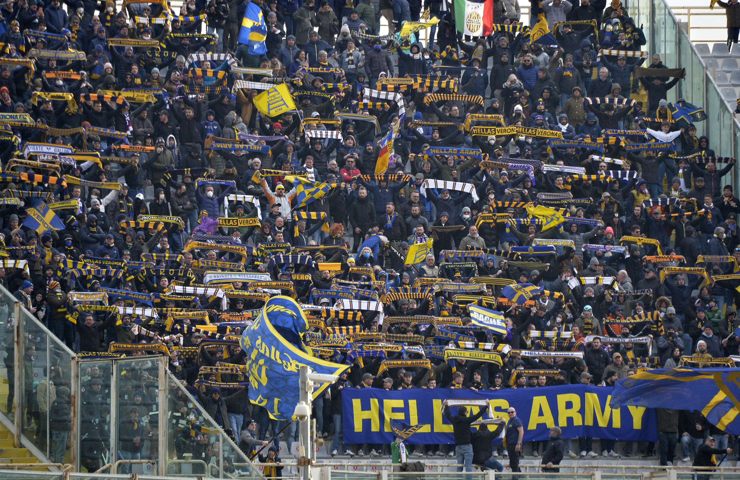 Gli ultras dell'Hellas Verona: "Appuntamento per accogliere i tifosi della Fiorentina"
