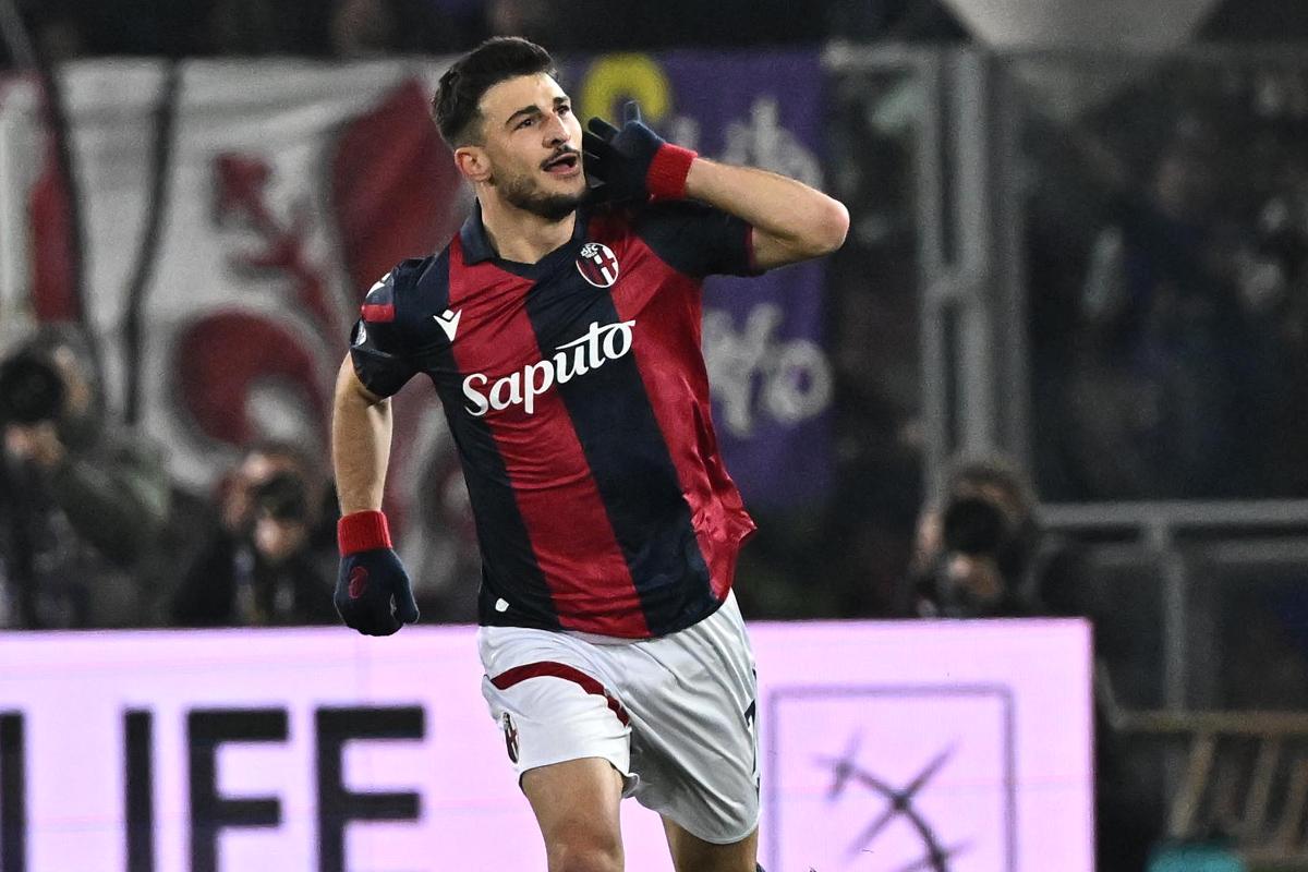 Bologna, Orsolini su Italiano: "Mi ha aiutato molto, mi sta facendo diventare un calciatore completo"